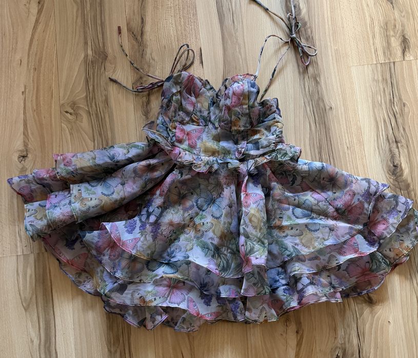 Пола панталон Zara, блуза Oysho