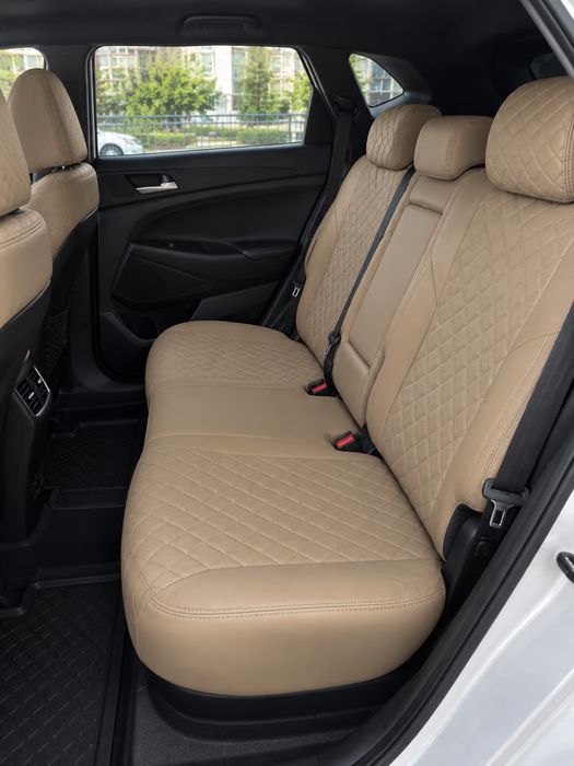 Чехлы на Hyundai Tucson