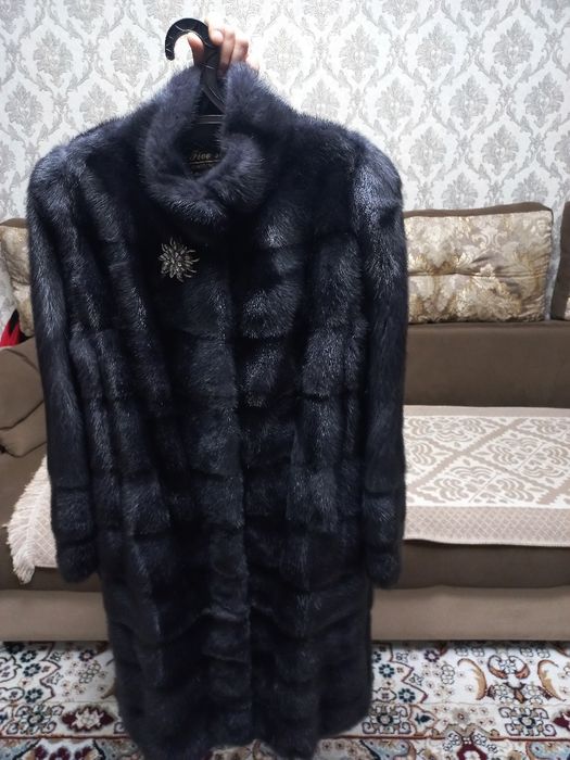 Продам шубу норковую