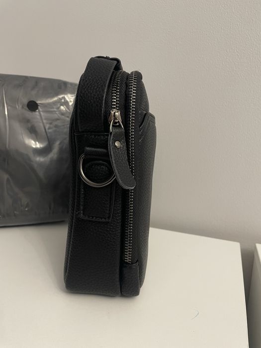 В продаже барсетки