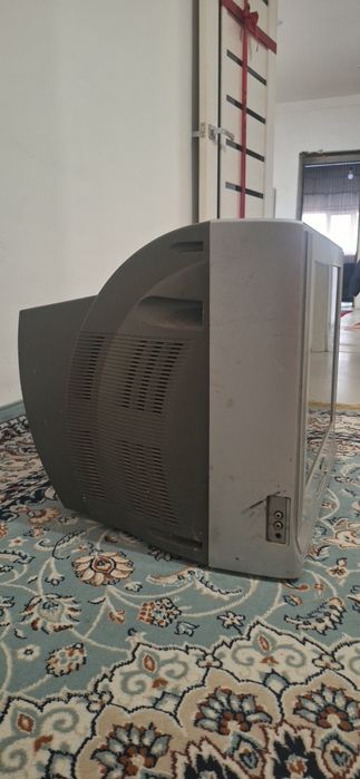 Продам телевизор