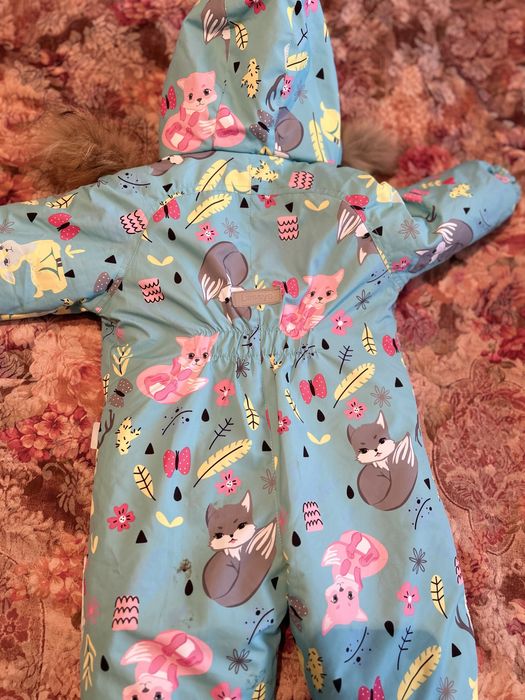 Продается зимний комбинезон Lassye.