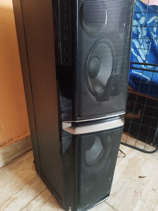 Boxa LG 600 W se aude foarte bine preț 1000 milioane