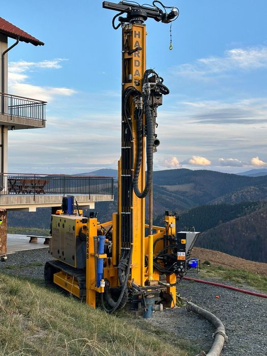 Foraje in roca cu ciocan de fund