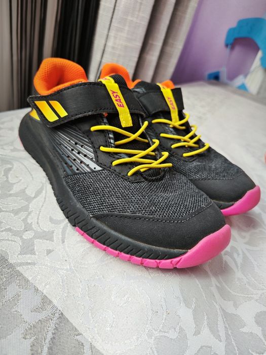 Маратонки за тенис