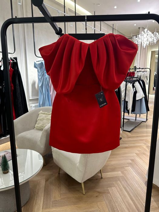 Платье embark, одето было 1 раз, размер м