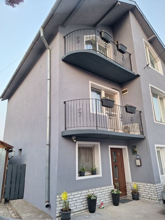 Casă De vânzare/închiriat