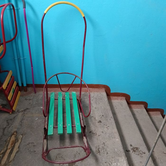 Продам санки, в хорошем состоянии