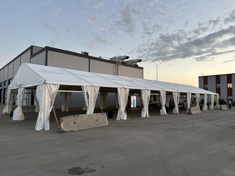 Продадим шатер 10х30