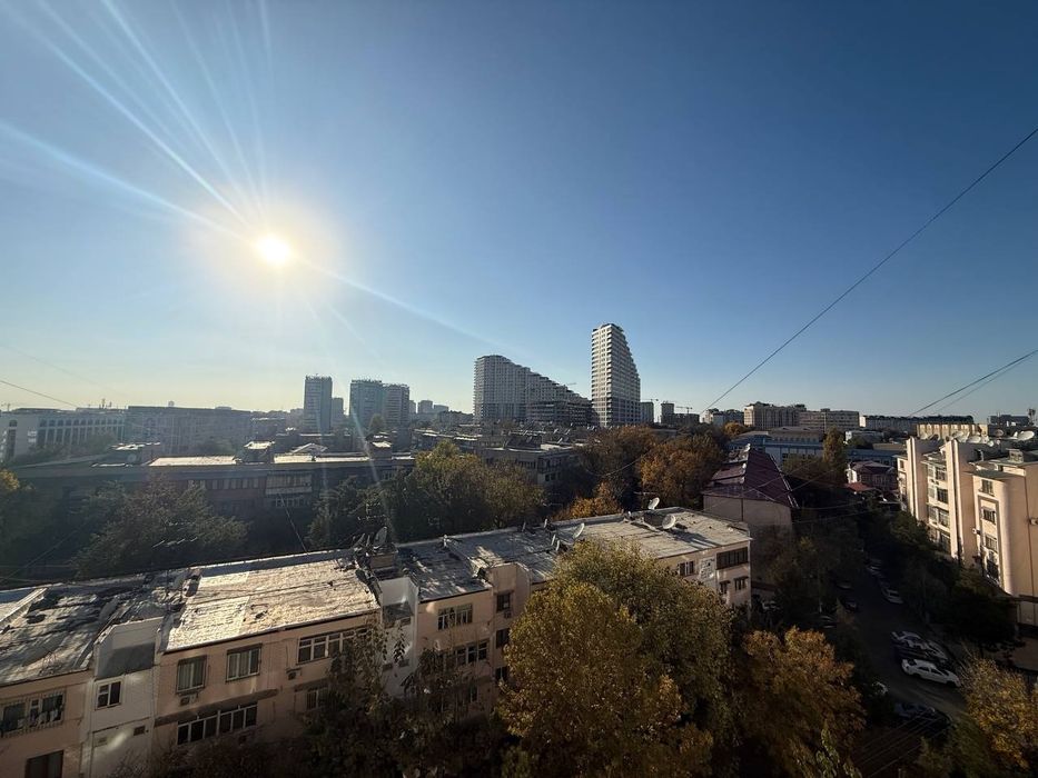 Продается 2в3/9/9 72м2, ор-р: Дархан