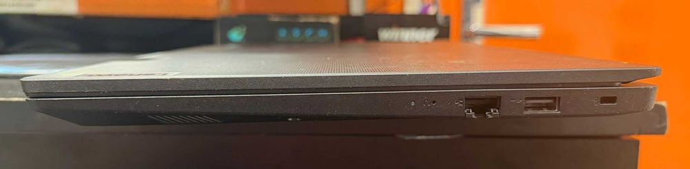 Hope Amanet P5 - Laptop Lenovo V15 G4 // Garantie !