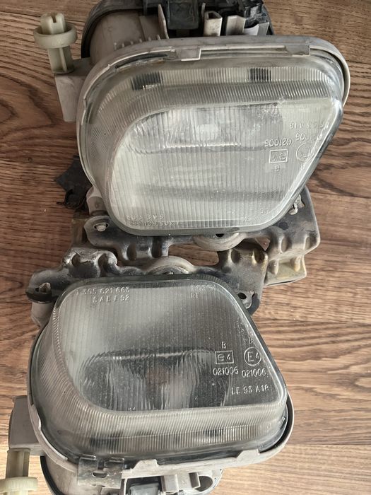Противотуманные фары Мерс 210 б/у. (оригинал)