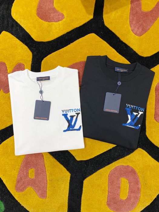 Tricouri Louis Vuitton Black and White !