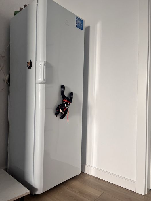 Congelator Indesit 7 sertare state foarte buna