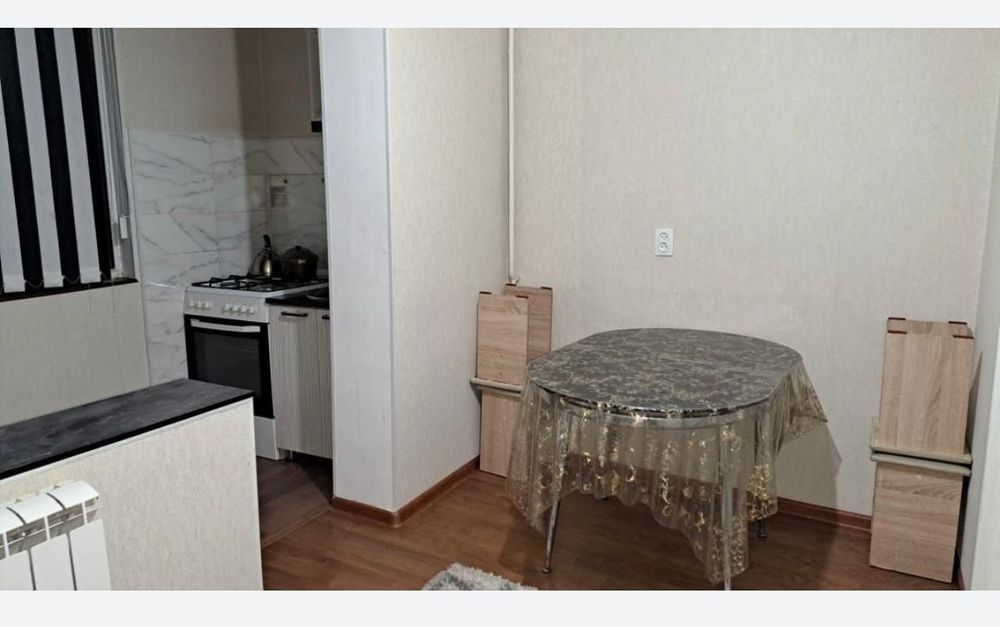 Посуточно 8 мик 1 комн