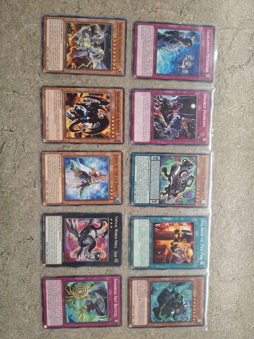 Продавам Yu-Gi-Oh карти