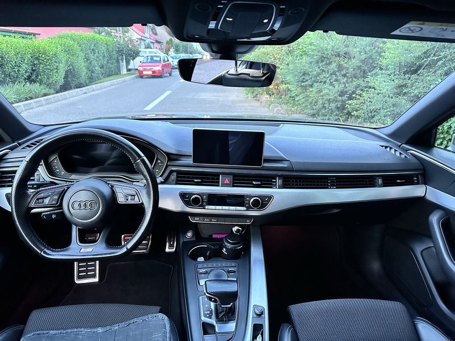 AUDI A4 B9 S-Line Virtual Cockpit An 2017