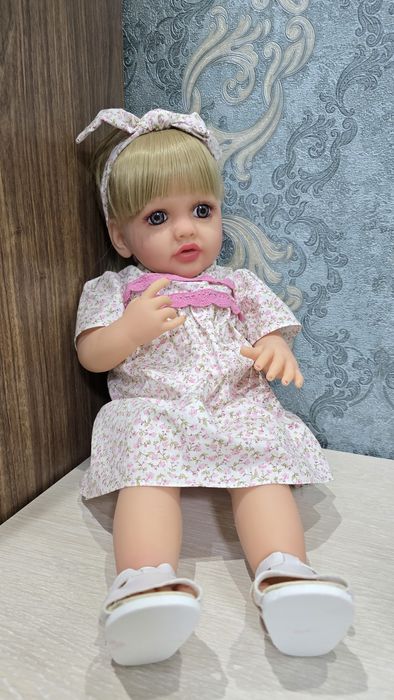 Кукла в отличном состоянии.