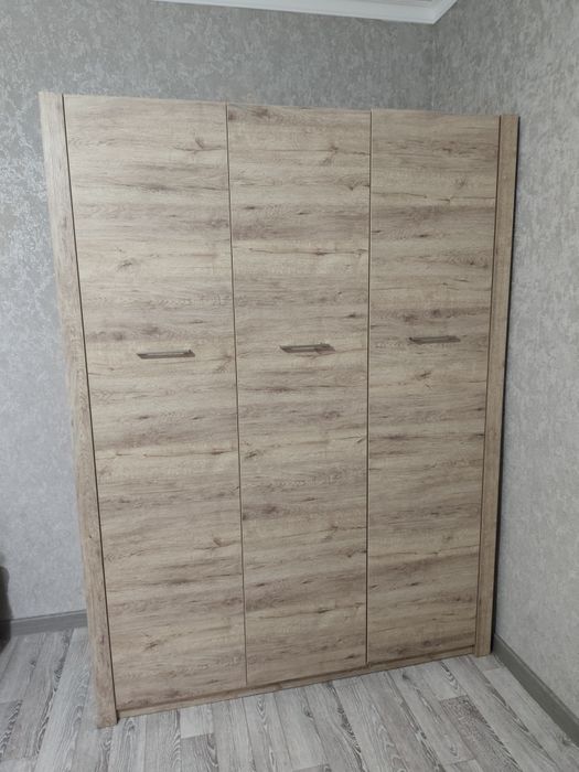 Новый шифонер продается