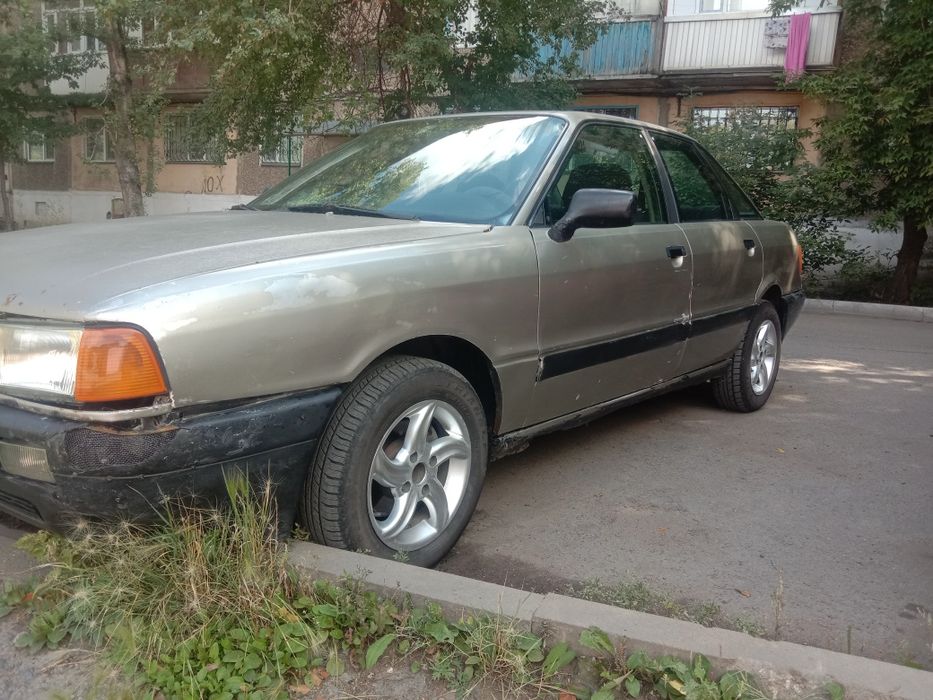Продам Ауди 80 Б3 на ходу