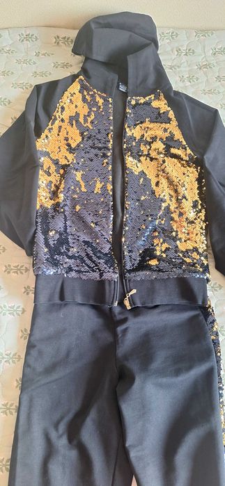 Спортивный костюм