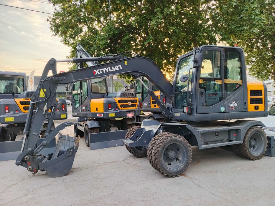 Колесный экскаватор   C65ECO