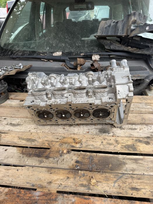 Цилиндрова глава с клапани (без валове) Mercedes M260 2.0L A2600105400 R2600162001