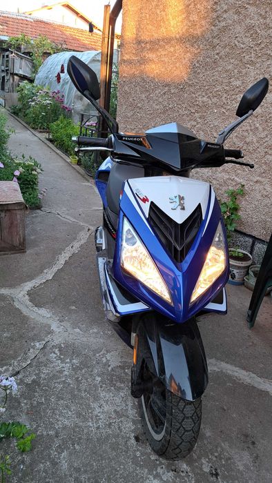 Продавам Мотопед Peugeot Speedfight 3