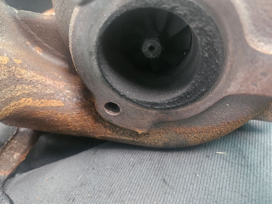 Turbina sharan 1.9 auy