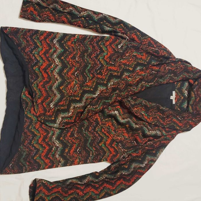 Кардиган теплый на весну осень . БУ , размер хл . Красный оттенок