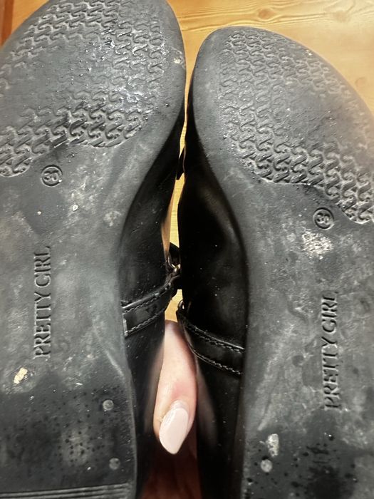 Кожаная школьная кроссовка и туфли