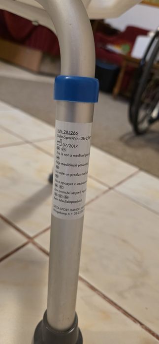 Scaun de baie reglabil