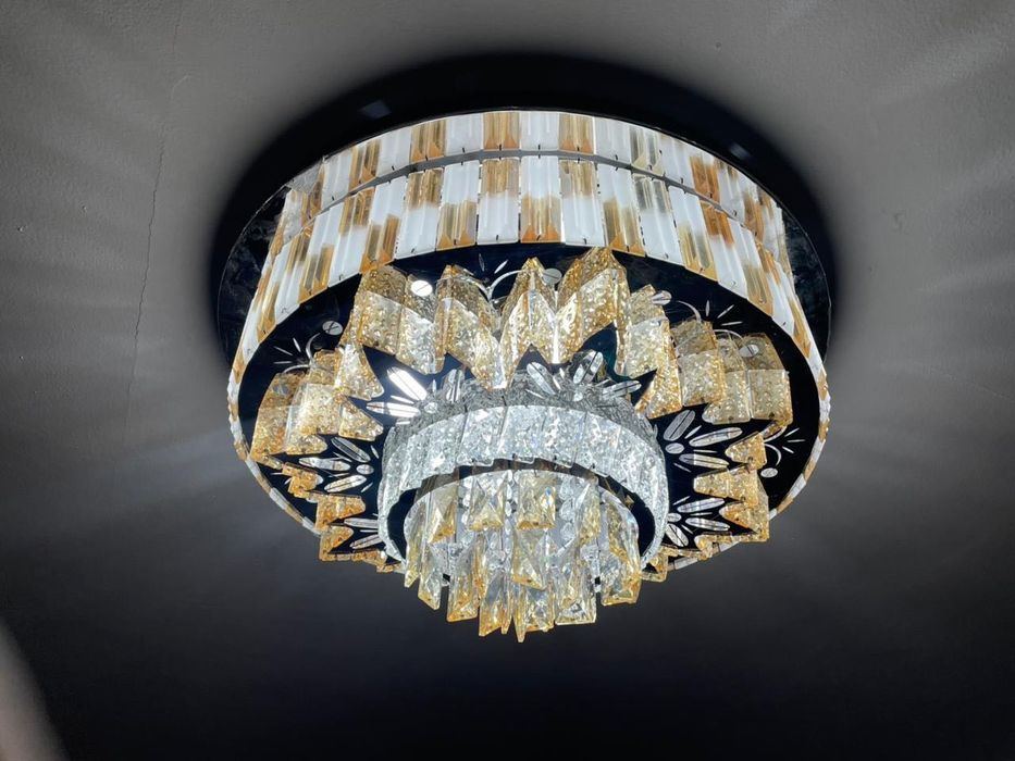 Люстра для дома.