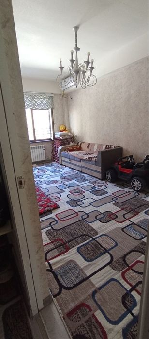 Navoiy Shahar Guzlor uyi bor sotiladigan