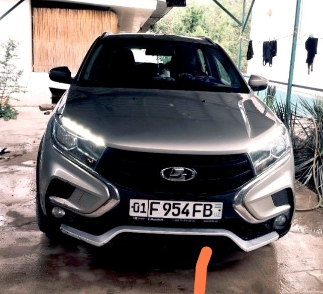 Продам LADA X-RAY. Один хозяин!