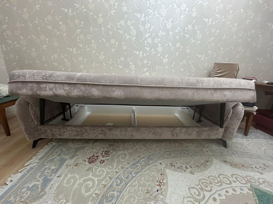 Мягкая мебель для гостиной