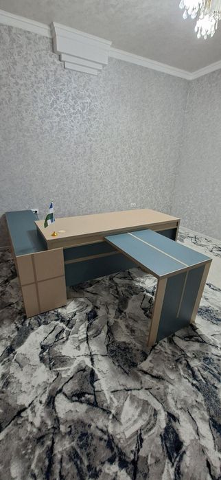 Ofis uchun mebellar