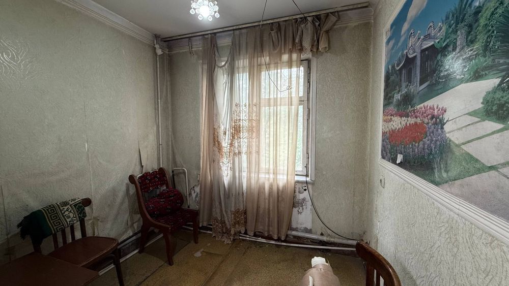 4 xonali 3 dan o‘zgartirilgan 3-qavat Oybek/4-комнатная из 3-х, 3 этаж