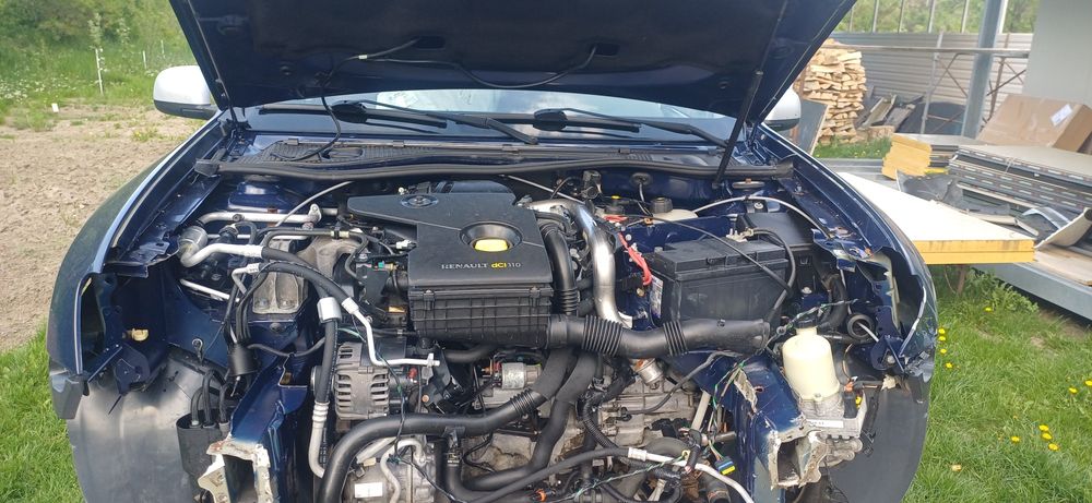 Dacia Duster  4x4  avariata  1.5 dci   234.000 km