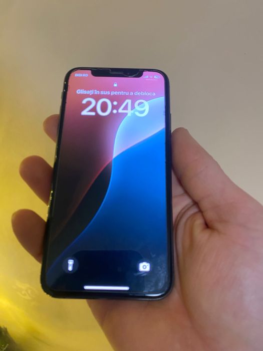 Iphone Xs baterie 100%