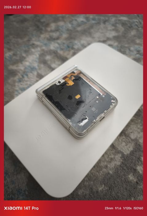 Samsung galaxy Z flip 3 5G