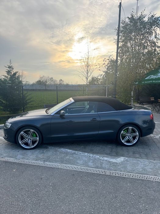 Vând Audi A5 cabriolet în perfectă stare