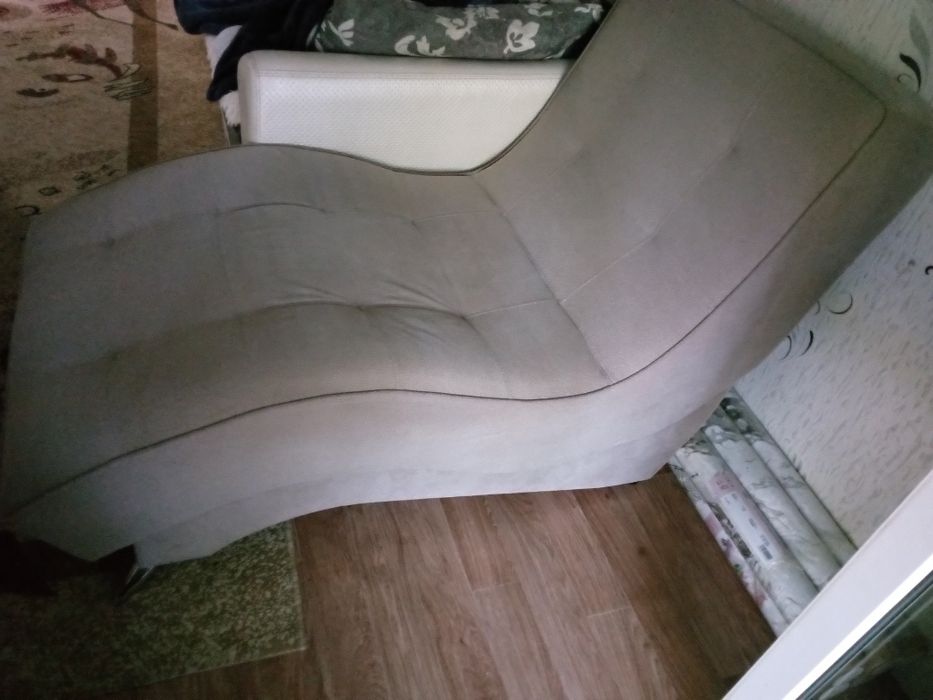 Продам мягкий диванчик