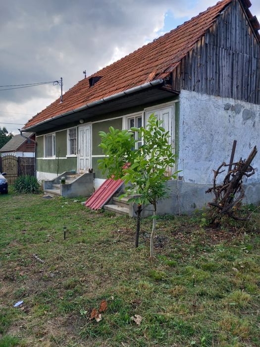 Casă cu teren 921 mp în Tărlungeni, Brașov | Lângă pădure | Utilități
