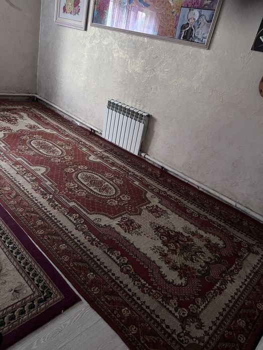 ковер/.        кілем