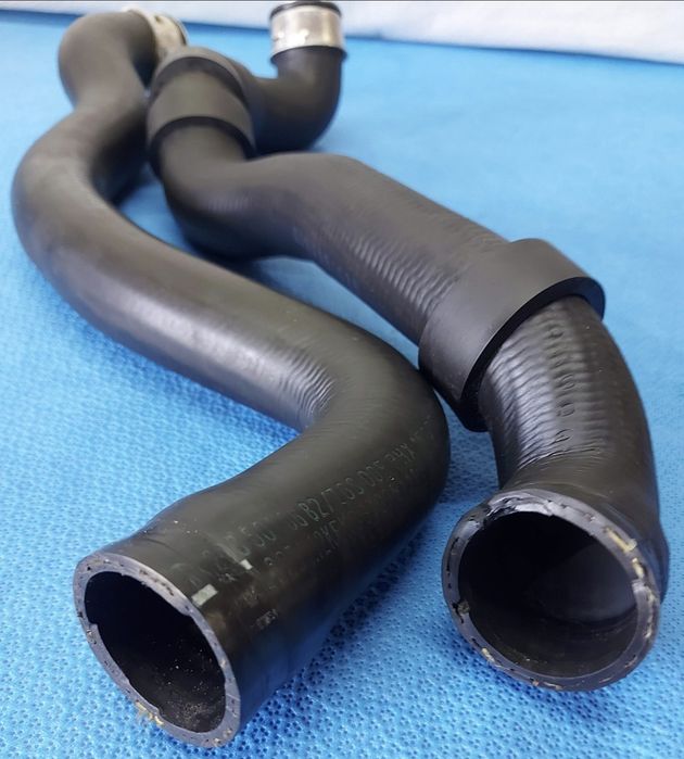 Оригинални маркучи кулер,водни ,въздуховод  мерцедес W203 2.2CDI 2004г