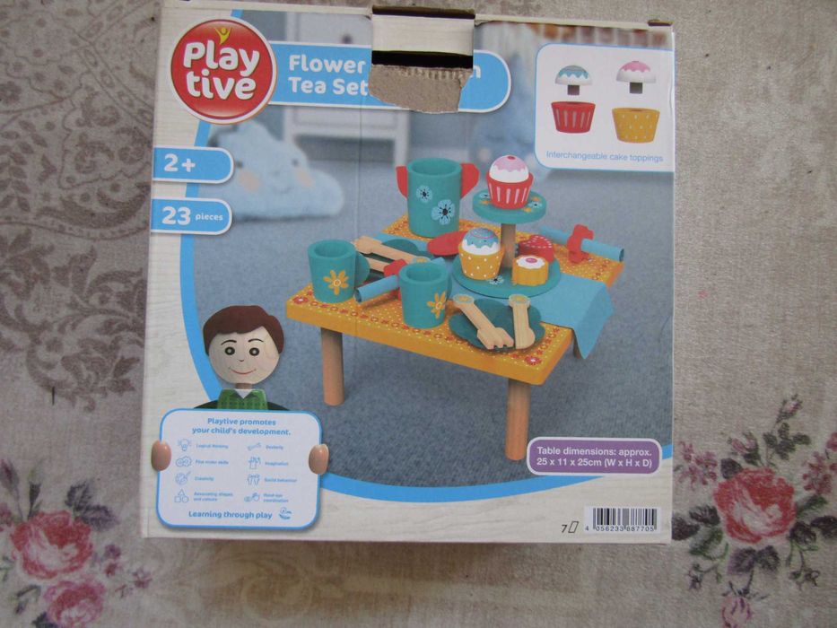 Дървена масичка за чай и дървена игра