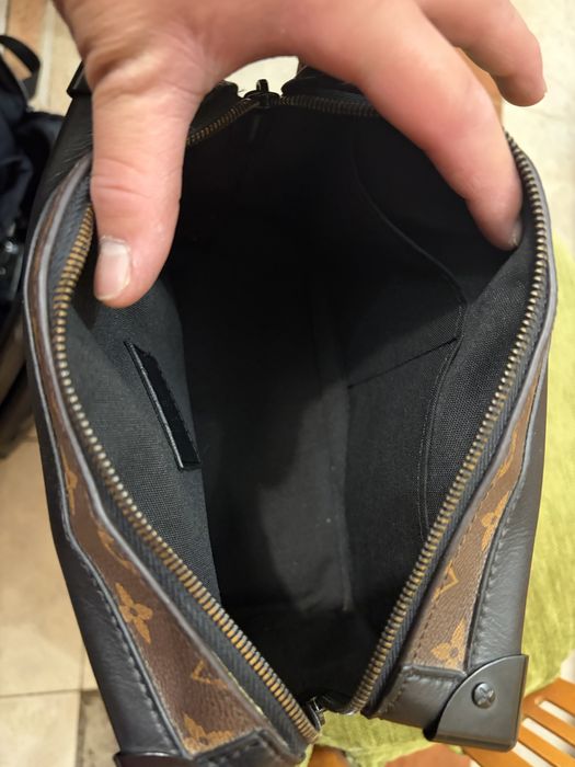 Сумка на плечо Louis Vuitton