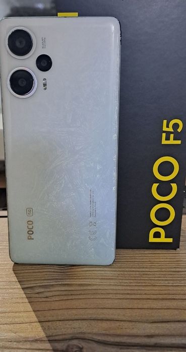 Продам Poco F5 256/4+8gb 5g