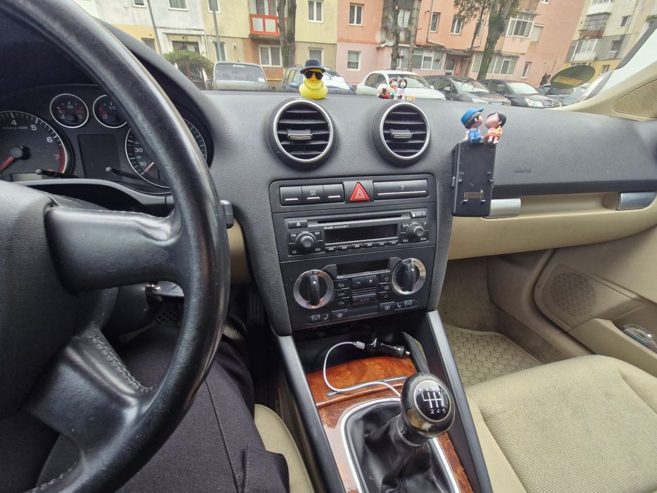 Vând Audi A3 1.6 fsi